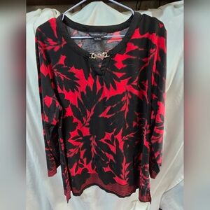 Women's Red and Black Leaf Pattern Top